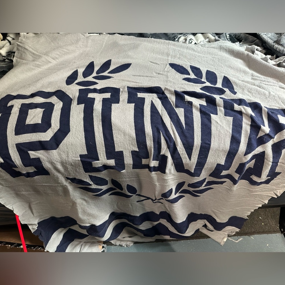 PINK Victoria's Secret Boyfriend Beach Blanket Throw Grey and Navy Blue 42×54